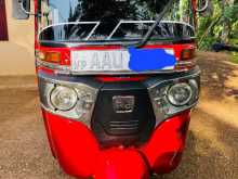 Bajaj RE 205 2015 Three Wheel