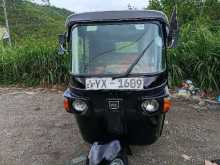 Bajaj RE 205 2011 Three Wheel