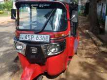 Bajaj RE 2017 Three Wheel