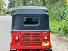 https://riyasewana.com/uploads/bajaj-205-41800304023.jpg