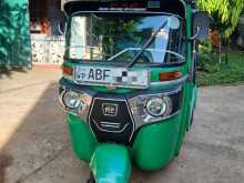 Bajaj RE 205 2015 Three Wheel