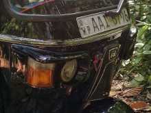 Bajaj 4 Stroke 2014 Three Wheel
