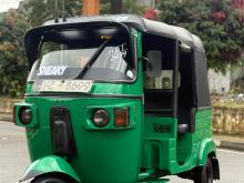 Bajaj RE 205 2012 Three Wheel