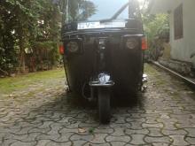 https://riyasewana.com/uploads/bajaj-205-913413117333.jpg