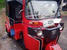 Bajaj RE 205 2016 Three Wheel