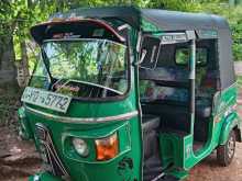 Bajaj RE 205 2011 Three Wheel
