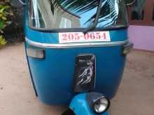 Bajaj RE 2024 Three Wheel