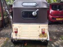 https://riyasewana.com/uploads/bajaj-2istork-241553424602.jpg