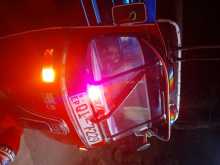 https://riyasewana.com/uploads/bajaj-2stock-2006-1913363012384.jpg