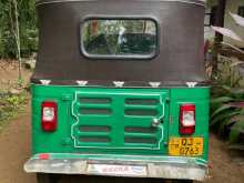 https://riyasewana.com/uploads/bajaj-2stock-2006-2511355112042.jpg