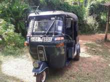 Bajaj 2 Stroke 2005 Three Wheel