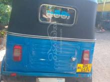 https://riyasewana.com/uploads/bajaj-2stok-2006-71702361260291.jpg