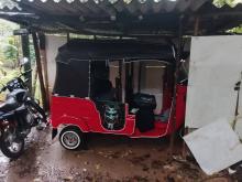 Bajaj 2stok 2004 Three Wheel