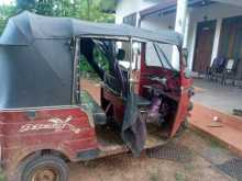 https://riyasewana.com/uploads/bajaj-2stok-301459374972.jpg