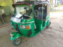 Bajaj 2stok Wheel 2006 Three Wheel