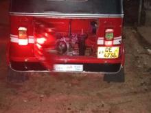 https://riyasewana.com/uploads/bajaj-2stokc-261540236315.jpg