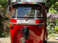 Bajaj 2 Stroke 2006 Three Wheel
