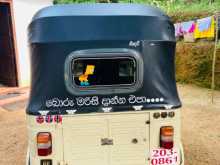 https://riyasewana.com/uploads/bajaj-2stork-1997-720414312932.jpg