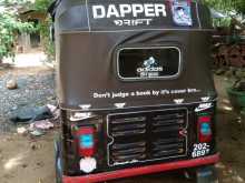 https://riyasewana.com/uploads/bajaj-2stork-1999-721114412323.jpg