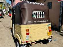 https://riyasewana.com/uploads/bajaj-2stork-2005-711361812083.jpg