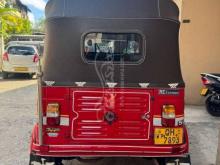 https://riyasewana.com/uploads/bajaj-2stork-2006-92149041269110.jpg