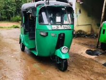 https://riyasewana.com/uploads/bajaj-2stork-201240346146.jpg