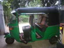 https://riyasewana.com/uploads/bajaj-2stork-3wheel-32007494473.jpg