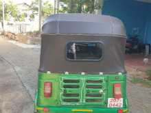 https://riyasewana.com/uploads/bajaj-2stork-5port-20857474593.jpg