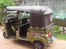 https://riyasewana.com/uploads/bajaj-2stork-threewheeler-15135407292.jpg