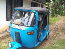 Bajaj 2strock 2006 Three Wheel