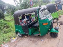 https://riyasewana.com/uploads/bajaj-2strok-41559276952.jpg