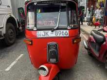 Bajaj 2strok 2004 Three Wheel