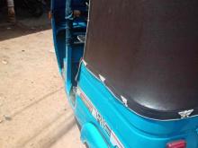 https://riyasewana.com/uploads/bajaj-2stroke-1210572824651.jpg