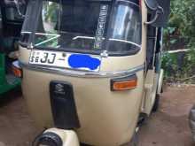 Bajaj 2 Stroke 2004 Three Wheel