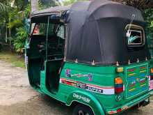 https://riyasewana.com/uploads/bajaj-2stroke-201830324012.jpg