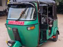 Bajaj 2 Stroke 2000 Three Wheel