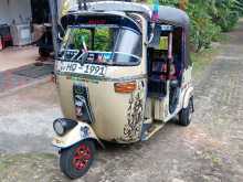 https://riyasewana.com/uploads/bajaj-2stroke-31945094492.jpg
