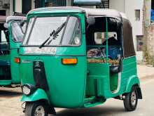 https://riyasewana.com/uploads/bajaj-3-wheel-2005-57472312623.jpg