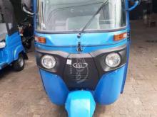 Bajaj RE 4 Stroke 2025 Three Wheel