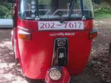 https://riyasewana.com/uploads/bajaj-3-wheel-6954454582.jpg