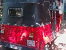https://riyasewana.com/uploads/bajaj-3-wheel-6954454613.jpg