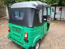 https://riyasewana.com/uploads/bajaj-3w-151713404422.jpg