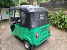 https://riyasewana.com/uploads/bajaj-3w-18816044042.jpg