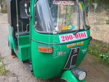 https://riyasewana.com/uploads/bajaj-3w-6110949476354.jpg