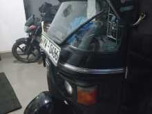 https://riyasewana.com/uploads/bajaj-3wheel-2012-2219301212102.jpg