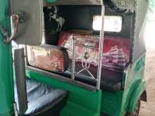 https://riyasewana.com/uploads/bajaj-3will-2004-3010030412613.jpg