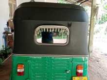 https://riyasewana.com/uploads/bajaj-3will-2004-3010030412962.jpg
