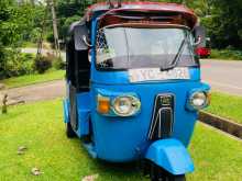 Bajaj 4  Stroke Three Wheel 2010 Three Wheel