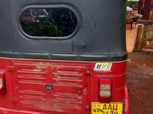 https://riyasewana.com/uploads/bajaj-4-21835104063.jpg