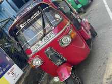Bajaj 4 Stroke 2010 Three Wheel